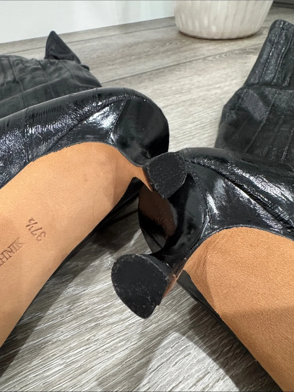 Manolo Blahnik Black Pointed-Toe Mid-Knee Kitten Heel Boots - Picture 9 of 9